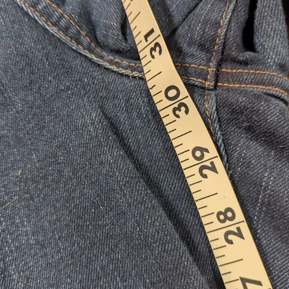 🌟 Vintage America Straight-Up Jeans | Size 16/33 | Timeless Dark Wash Classic - Picture 8 of 10